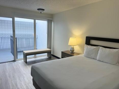 Mc Pacific Inn & Suites ทอร์แรนซ์ ภายนอก รูปภาพ
